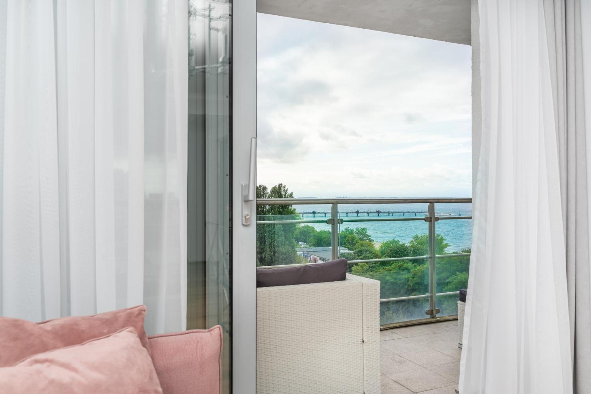Your Holidays Promenada Gwiazd 28 Miedzyzdroje Exterior photo